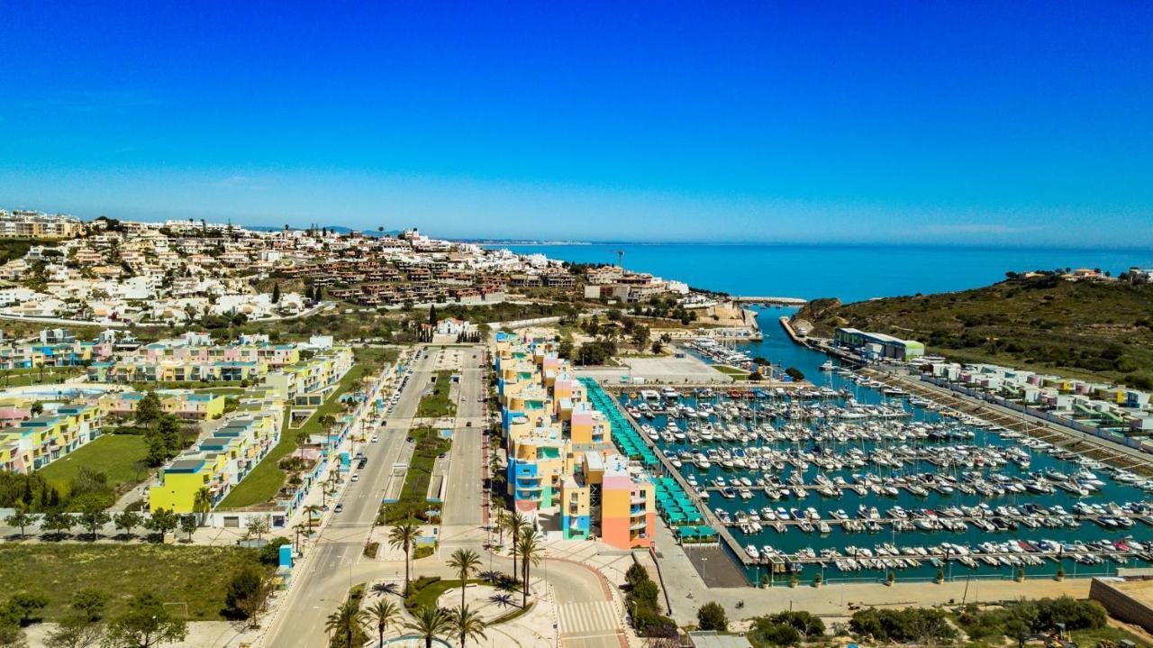 Albufeira Concept With Pool By Homing Lägenhet Guia  Exteriör bild